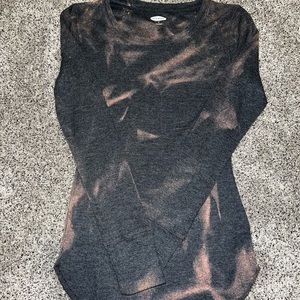 Reverse tie dye